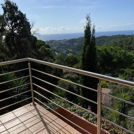 Villa The 3 Singing Palms *